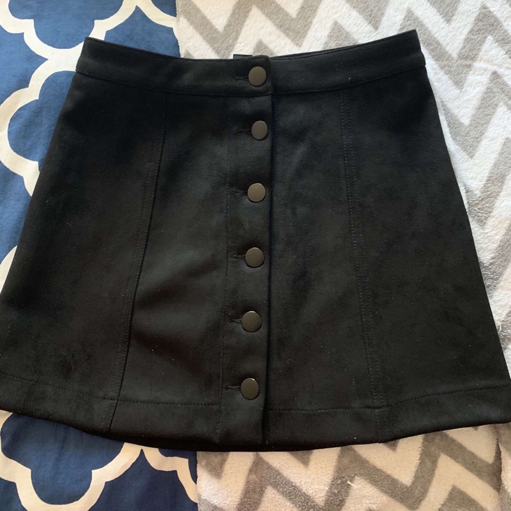 Black forever21 skirt